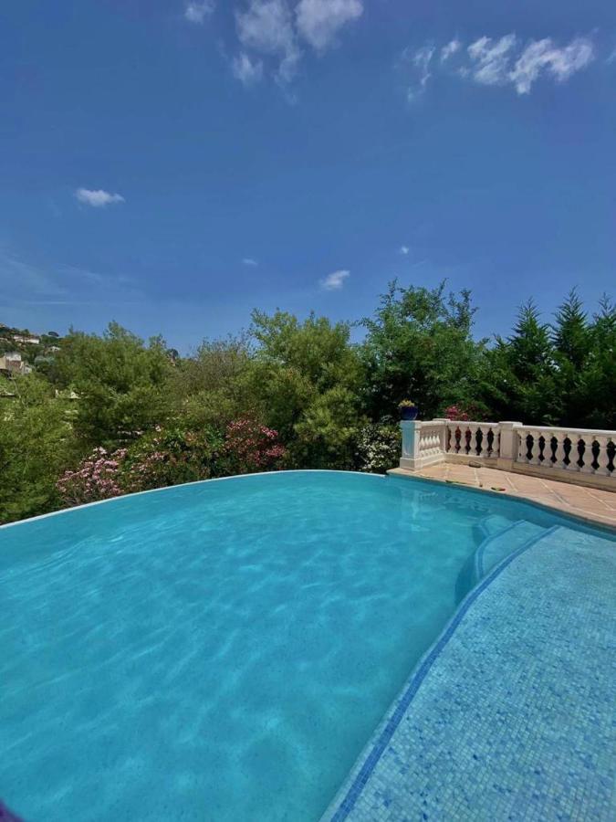Appartement En Rez De Villa Beausite Mandelieu Exteriör bild